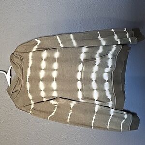 Retreat tie dye hoodie Medium 10/12